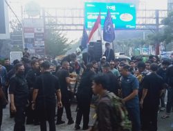 Lakukan Aksi Demo, Mahasiswa Meminta Pertanggungjawaban Pihak Claro, Anggota DPRD Makassar: Harap Dilakukan Investigasi