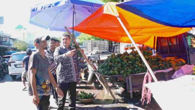 Sidak Pasar Pa’baeng-baeng, Wali Kota Munafri Tegur Jukir dan Tertibkan Pedagang di Baju Jalan