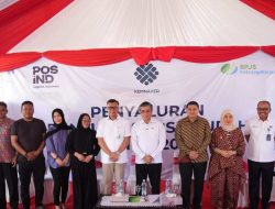 Dampingi Menaker RI Tinjau Penyaluran BSU 2025, Munafri – Aliyah Pastikan Bantuan Tepat Sasaran