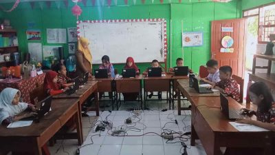 Siswa Kelas V SDN Balang Boddong Antusias Ikuti Pembelajaran Berbasis Komputer