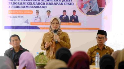 Bupati Gowa Distribusikan Kartu PKH dan Sembako di Lima Kecamatan