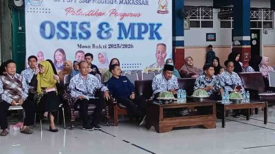 Ashar Kadir Resmi Lantik Pengurus OSIS dan MPK SMPN 6 Makassar Periode 2025-2026