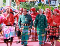Pakai Pakaian Adat dan Songkok Guru, Bupati Takalar Hadiri Hari Jadi Gowa ke-705