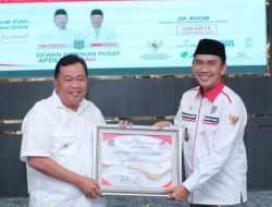 Hadiri Pelantikan DPP APDESI Merah Putih 2025-2030, Bupati Takalar Terima Penghargaan Tokoh Peduli Desa