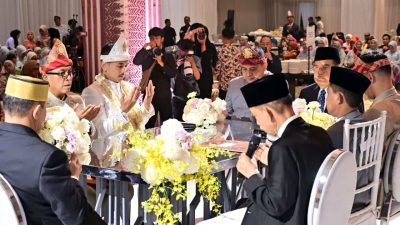 Pernikahan Dua Keluarga Besar Sulsel, Fikar dan Falih Resmi Bersatu di Hadapan Jusuf Kalla