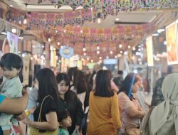 Kolaborasi dengan CIMB Niaga, MTF Market Hadirkan Event dan Area Makan Seru di ‘Desember Festive’