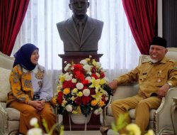 Aliyah Mustika Ilham Serahkan Bantuan Kemanusiaan Pemkot Makassar ke Sumatera Barat