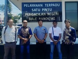 Penasehat Hukum Bongkar Dugaan Eksekusi Liar, Oknum Jaksa Kejari Bandung dan PT Emka Disebut Serobot Rumah Tanpa Dasar Hukum