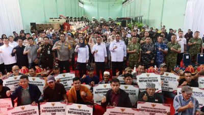 Gubernur Sulsel Tegaskan Alsintan Rp120 Miliar Wajib Dimanfaatkan untuk Petani