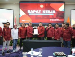 Di Raker IKA FH Unhas, Munafri Tekankan Pentingnya Database dan Program Berkelanjutan
