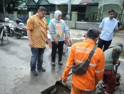 Respon Cepat Keluhan Warga, Wali Kota Munafri Tinjau dan Perbaiki Jalan Garuda