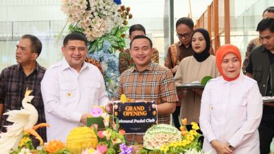 Munafri – Aliyah Kompak Hadiri Peresmian Rebound Padel