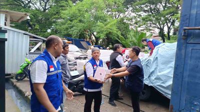 Banjir Landa Sejumlah Wilayah Makassar, Gubernur Andi Sudirman Kerahkan Tim Tagana dan Dinsos Sulsel