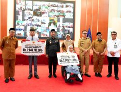Perkuat Pendidikan Inklusif, Gubernur Sulsel Serahkan Beasiswa Rp5 Miliar untuk 3400 Siswa SLB