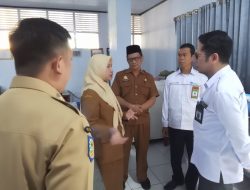 Tinjau Kesiapan TKA di SMPN 3, Kadisdik Makassar Pastikan Sarana hingga Jaringan Internet Siap Dilaksanakan