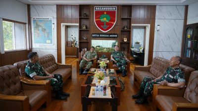 Perkuat Sinergi TNI-AD, Kasdam XIV/Hasanuddin Terima Kunjungan Danpussenarhanud
