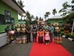 Pangdam XIV/Hasanuddin Dorong Babinsa Harus Ramah dan Humanis di Tengah Rakyat