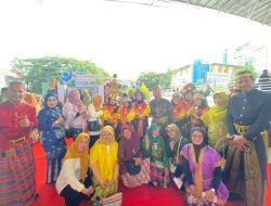 Kepsek SMPN 21 Ikuti Upacara Peringatan Hardiknas 2026 Tingkat Kota Makassar