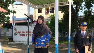 Gelar Upacara, SMPN 13 Makassar Ajak Siswa Amalkan Nilai-nilai Pancasila