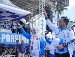 Bunda Guru dan Wabup Gowa Semangati Langsung Kontingen Porsenijar PGRI di Sidrap